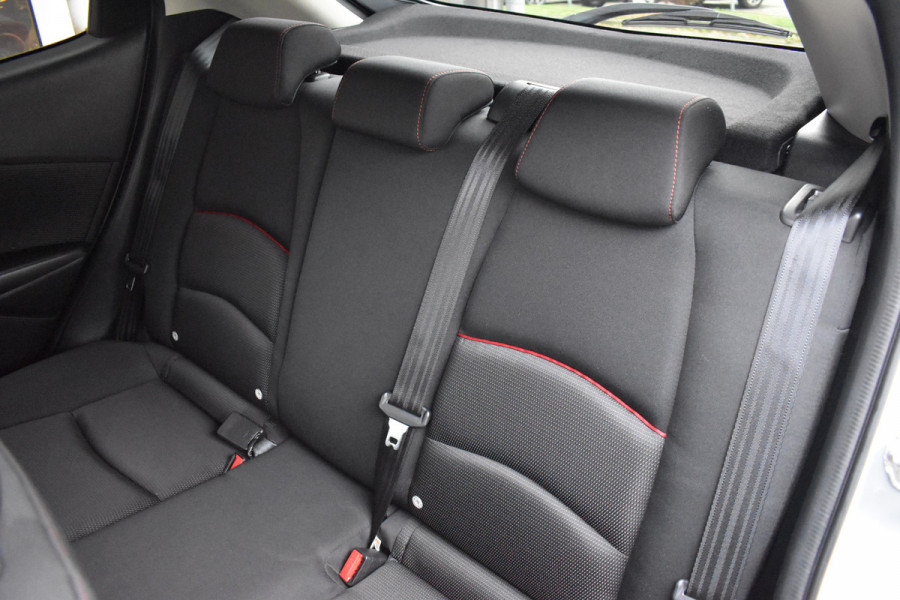 Mazda 2 1.5 Skyactiv-G Sportive / Carplay / Cruise / Camera / Stoelverwarming