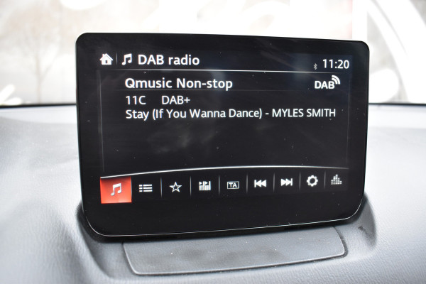 Mazda 2 1.5 Skyactiv-G Sportive / Carplay / Cruise / Camera / Stoelverwarming