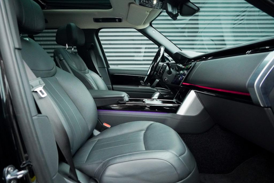 Land Rover Range Rover 3.0 P550e Autobiography PHEV / Massage / Towing Pack