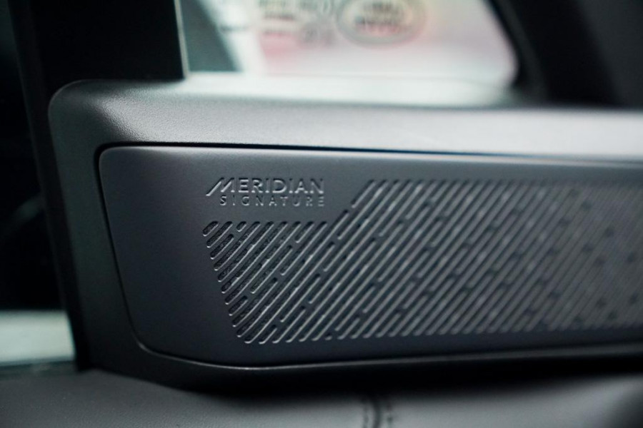 Land Rover Range Rover 3.0 P550e Autobiography PHEV / Massage / Towing Pack