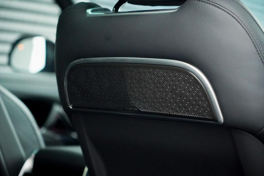 Land Rover Range Rover 3.0 P550e Autobiography PHEV / Massage / Towing Pack