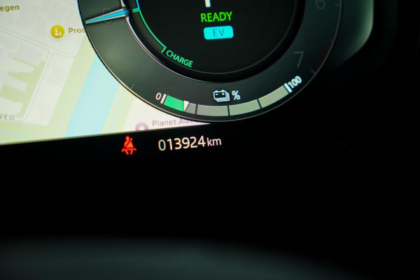 Land Rover Range Rover 3.0 P550e Autobiography PHEV / Massage / Towing Pack