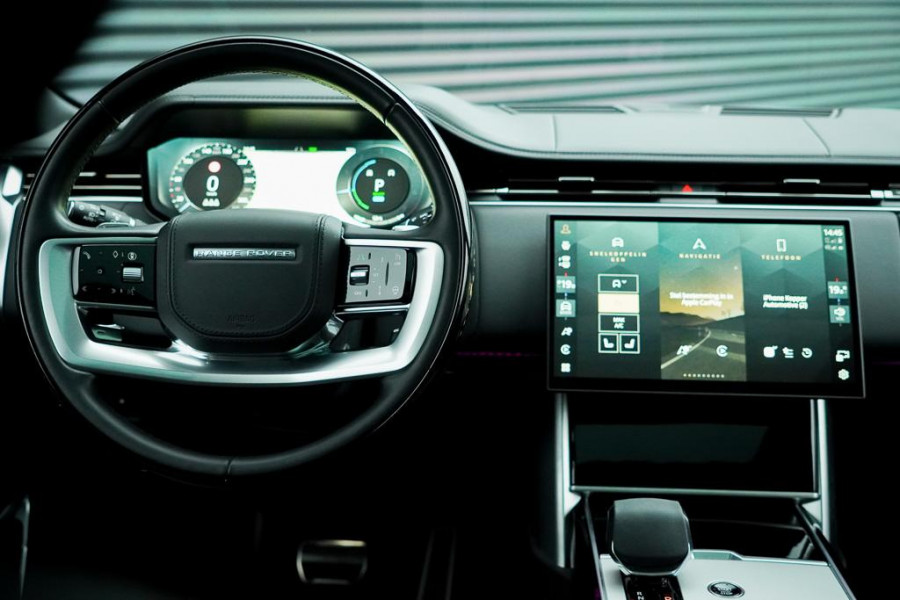 Land Rover Range Rover 3.0 P550e Autobiography PHEV / Massage / Towing Pack