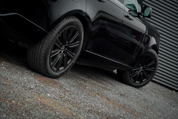 Land Rover Range Rover 3.0 P550e Autobiography PHEV / Massage / Towing Pack