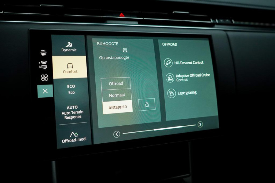 Land Rover Range Rover 3.0 P550e Autobiography PHEV / Massage / Towing Pack