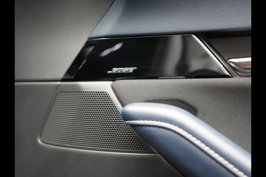 Mazda CX-30 2.0 e-SkyActiv-G M Hybrid Comfort Automaat | Adaptive Cruise | Trekhaak | Head Up | 360 Camera | BOSE Sound | Stuur & Stoelverwarming |  Apple Carplay | 18"L.M | LED Koplampen |