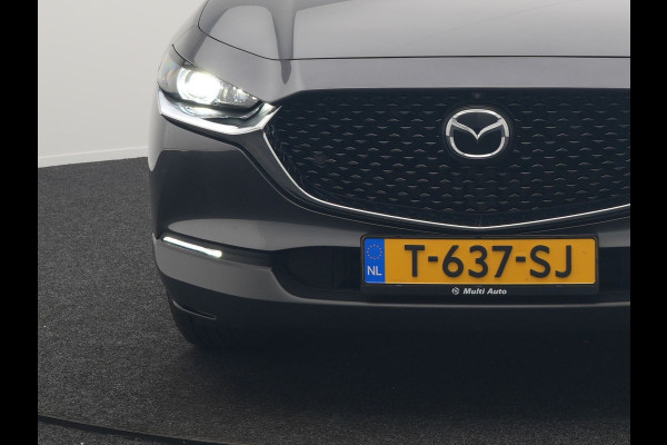 Mazda CX-30 2.0 e-SkyActiv-G M Hybrid Comfort Automaat | Adaptive Cruise | Trekhaak | Head Up | 360 Camera | BOSE Sound | Stuur & Stoelverwarming |  Apple Carplay | 18"L.M | LED Koplampen |