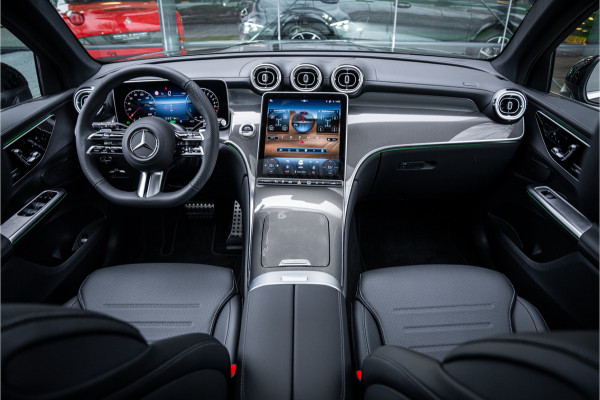 Mercedes-Benz GLC 400e 4MATIC Sport Edition AMG ** Panodak ** Trekhaak ** NL auto!! NP 80K ** Rijbereik tot 130km (WLTP)