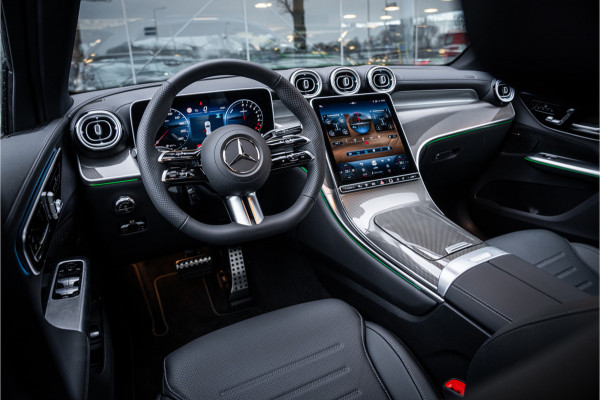 Mercedes-Benz GLC 400e 4MATIC Sport Edition AMG ** Panodak ** Trekhaak ** NL auto!! NP 80K ** Rijbereik tot 130km (WLTP)