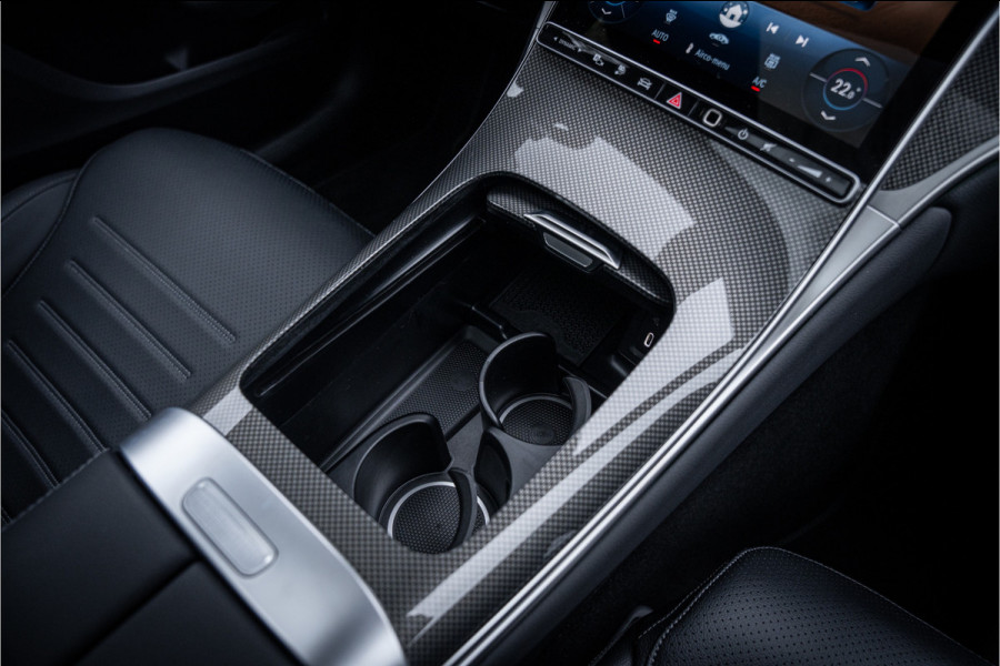 Mercedes-Benz GLC 400e 4MATIC Sport Edition AMG ** Panodak ** Trekhaak ** NL auto!! NP 80K ** Rijbereik tot 130km (WLTP)