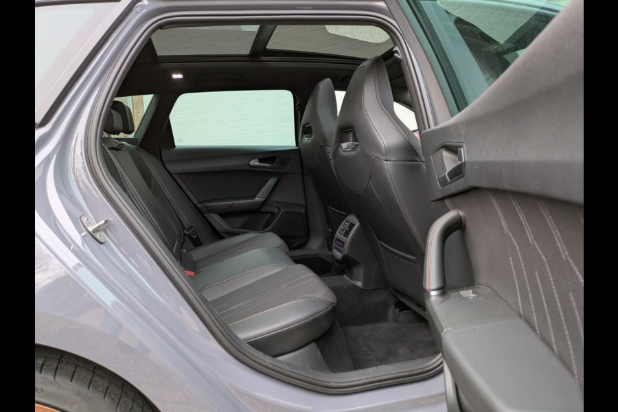 CUPRA Leon Sportstourer 1.4 e-Hybrid VZ Performance 245PK|Panodak|Stoel/Stuurverwarming|Adaptive-Cruise|Keyless-Entry|Camera