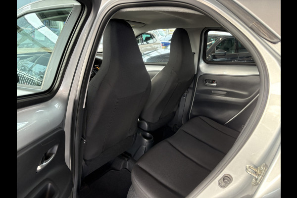 Toyota Aygo X 1.0 VVT-i MT Play 5-drs. CAMERA/CARPLAY/DAB/ADAPT.CRUISE