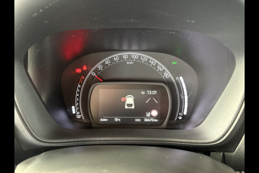 Toyota Aygo X 1.0 VVT-i MT Play 5-drs. CAMERA/CARPLAY/DAB/ADAPT.CRUISE