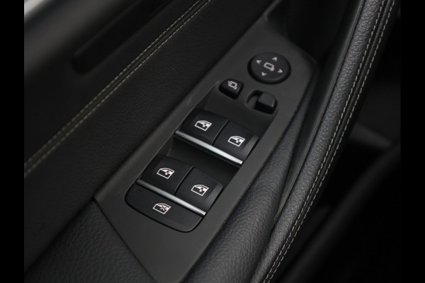 BMW 5 Serie Touring 530i High Executive M-Sport 20inch / Bernina Grau / Pano / Camera / Laser