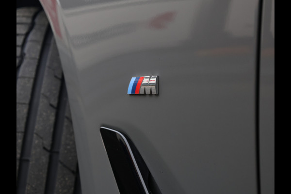 BMW 5 Serie Touring 530i High Executive M-Sport 20inch / Bernina Grau / Pano / Camera / Laser