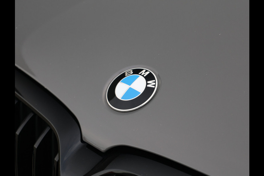 BMW 5 Serie Touring 530i High Executive M-Sport 20inch / Bernina Grau / Pano / Camera / Laser