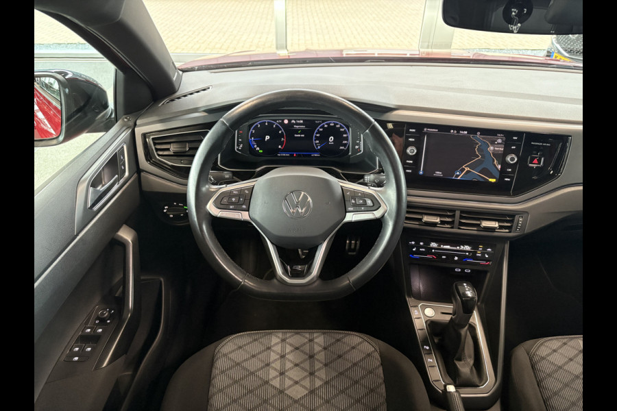 Volkswagen Taigo 1.0 TSi DSG R-Line Business SCHUIFDAK/KEYLESS/CAMERA/18INCH/DODEHOEK/ADAPT.CRUISE