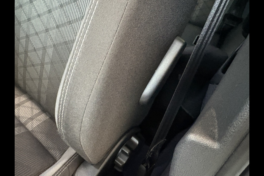 Volkswagen Taigo 1.0 TSi DSG R-Line Business SCHUIFDAK/KEYLESS/CAMERA/18INCH/DODEHOEK/ADAPT.CRUISE