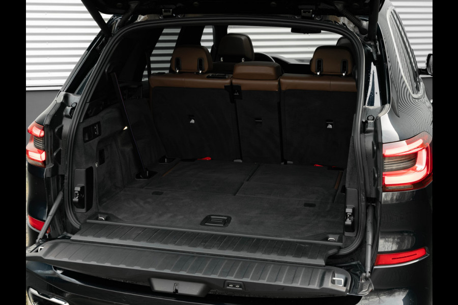 BMW X5 xDrive40i M-Sport - 7p - Pano - Trekhaak - Adaptive Air - Active Steering - 7-Zits
