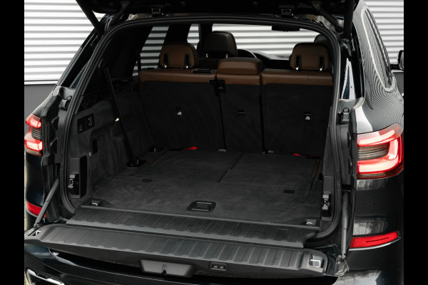 BMW X5 xDrive40i M-Sport - 7p - Pano - Trekhaak - Adaptive Air - Active Steering - 7-Zits