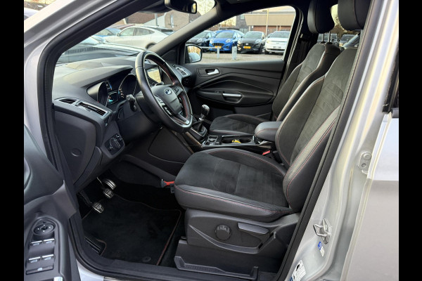 Ford Kuga 1.5 EcoBoost ST Line 150pk Achteruitrijcamera | Bi-Xenon Koplampen | Voorruit verwarming | 2.000kg Trekgewicht