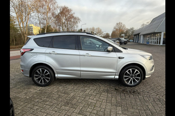 Ford Kuga 1.5 EcoBoost ST Line 150pk Achteruitrijcamera | Bi-Xenon Koplampen | Voorruit verwarming | 2.000kg Trekgewicht