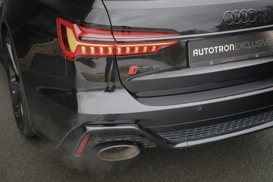 Audi A6 Avant RS 6 TFSI quattro | KERAMISCH | ACHTERASBESTURING | ADAPTIVE CRUISE | 360 CAMERA | TREKHAAK | SFEERVERLICHTING | CARBON IN