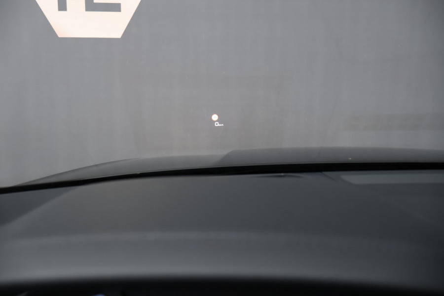 Audi A6 Avant RS 6 TFSI quattro | KERAMISCH | ACHTERASBESTURING | ADAPTIVE CRUISE | 360 CAMERA | TREKHAAK | SFEERVERLICHTING | CARBON IN