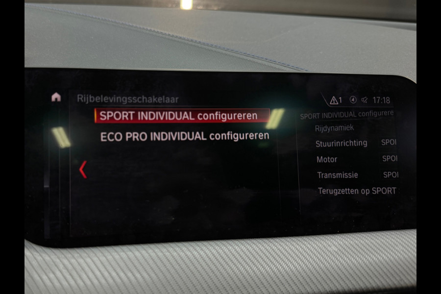 BMW 1-serie 118i High Executive M Sport Pano|M Seat|Sfeer