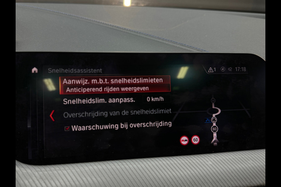 BMW 1-serie 118i High Executive M Sport Pano|M Seat|Sfeer