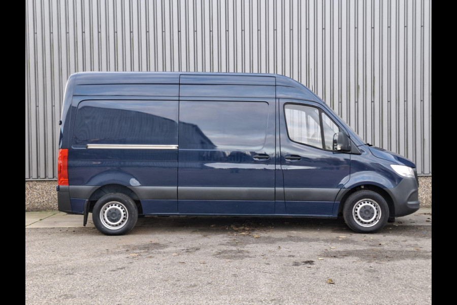 Mercedes-Benz Sprinter 311 CDI GB L2 FWD Functional 3.5T 311 CDI L2H2 / AIRCO / CAMERA / 3 ZITS / DEALER ONDERHOUDEN / NAVI