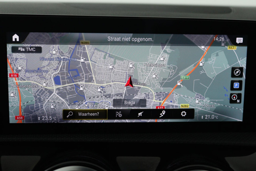 Mercedes-Benz A-Klasse 250 e Premium Plus (PANORAMADAK, STOELVERWARMING, ELEKTR STOELEN, CAMERA, SFEERVERLICHTING, SENSOREN)