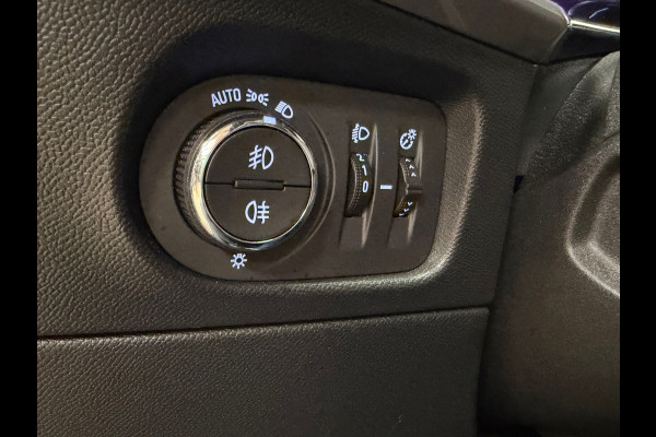 Opel Mokka 1.2 Turbo Elegance AUT. ACC CAMERA PARKEERSENSOREN VOOR EN ACHTER NAVI STUURVERWARMING STOELMASSAGE STOELVERWARMING