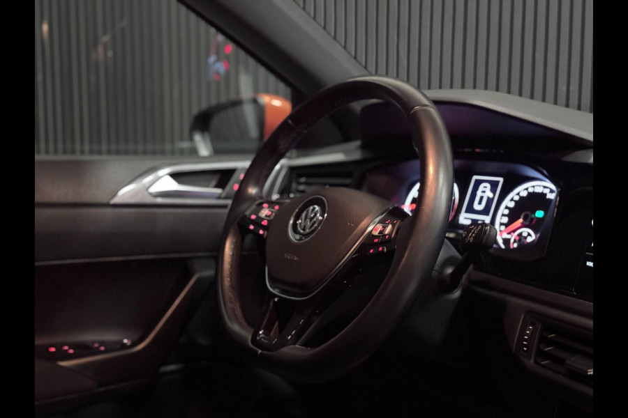Volkswagen Polo 1.0 TSI Comfortline Business DSG | KEYLESS | CARPLAY