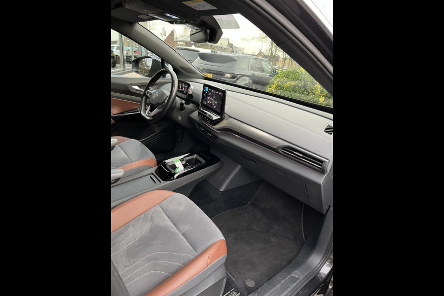 Volkswagen ID.4 First 77 kWh First edition Navigatie Camera Stoelverw.