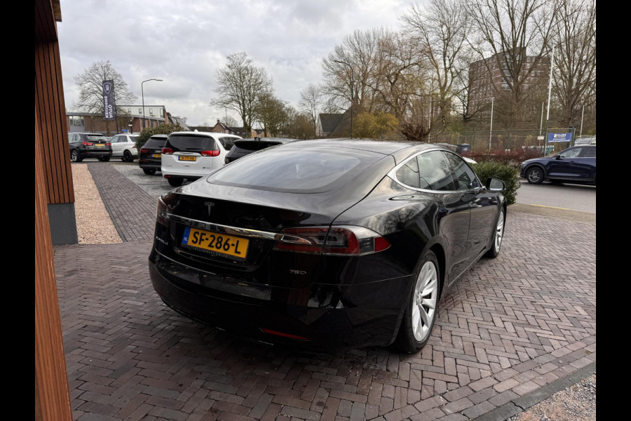 Tesla Model S 75D Base Pano full self drive luchtvering