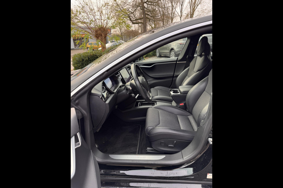 Tesla Model S 75D Base Pano full self drive luchtvering