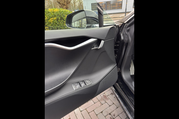 Tesla Model S 75D Base Pano full self drive luchtvering