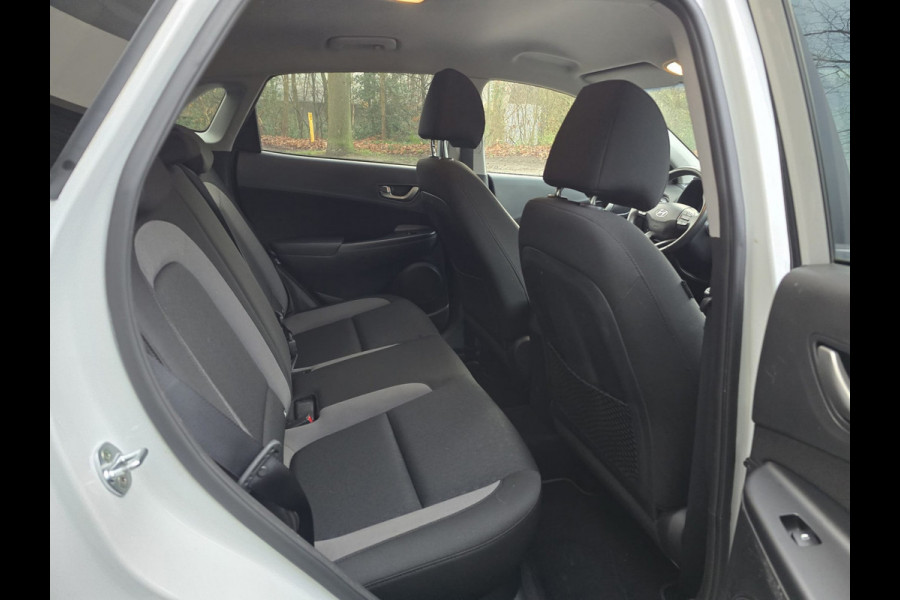 Hyundai Kona 1.0T Comfort | 1E EIGENAAR | 12MND GARANTIE | STOELVERWARMING | NAVI | CAMERA | CRUISE