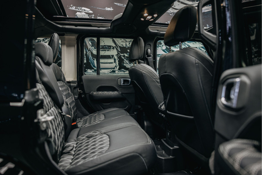 Jeep Wrangler Unlimited 4xe 380 Rubicon Dikke Custom Made Jeep Wrangler, Cabrio top elektrische bedienbaar.