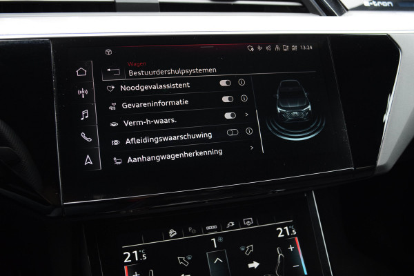 Audi Q8 e-tron 55 Quattro / 2x S-line/ Luchtvering/ Standkachel/ Top View/ Trekhaak/ Panoramadak/ 300kW (408PK)