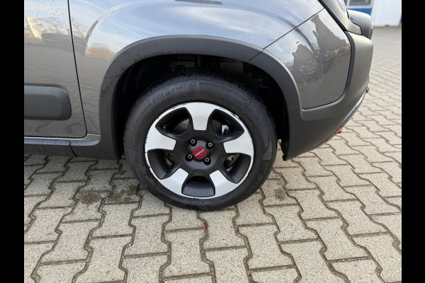Fiat Panda 1.0 Hybrid Cross (BOVAG/RIJKLAARPRIJS)