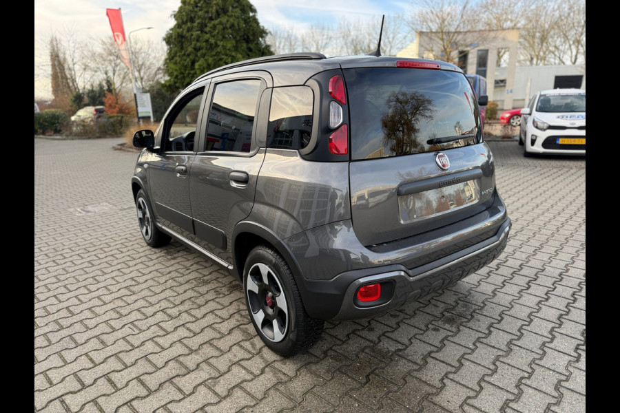Fiat Panda 1.0 Hybrid Cross (BOVAG/RIJKLAARPRIJS)