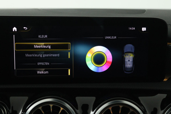 Mercedes-Benz CLA-Klasse Shooting Brake 200 Business Solution Luxury (PANORAMADAK, STOELVERWARMING, ELEKTR STOELEN, SFEER)