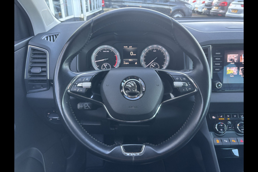 Škoda Karoq 1.5 TSI ACT Business | Stuurverwarming | Apple Carplay | Parkeer Sensoren | Cruise