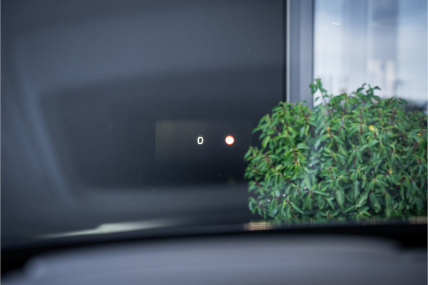 Volvo XC90 2.0 T8 Plug-in hybrid AWD Ultra Bright - Panorama l H&K | 360 Camera | Memory | Stuur & Stoelverwarming