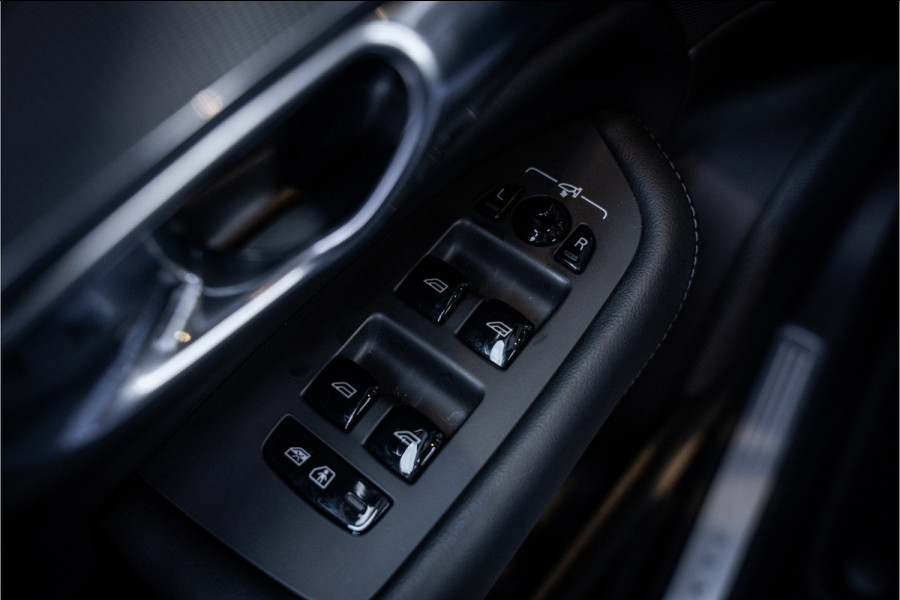 Volvo XC90 2.0 T8 Plug-in hybrid AWD Ultra Bright - Panorama l H&K | 360 Camera | Memory | Stuur & Stoelverwarming