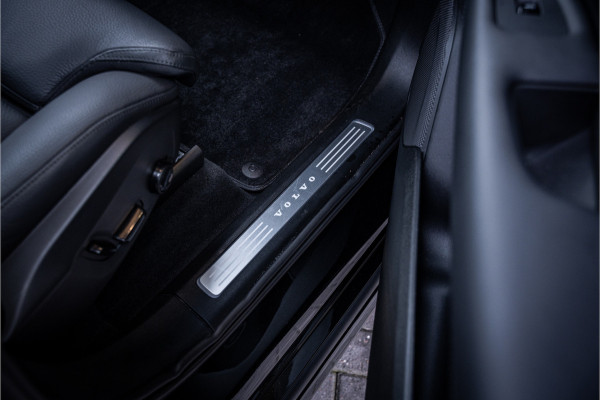 Volvo XC90 2.0 T8 Plug-in hybrid AWD Ultra Bright - Panorama l H&K | 360 Camera | Memory | Stuur & Stoelverwarming