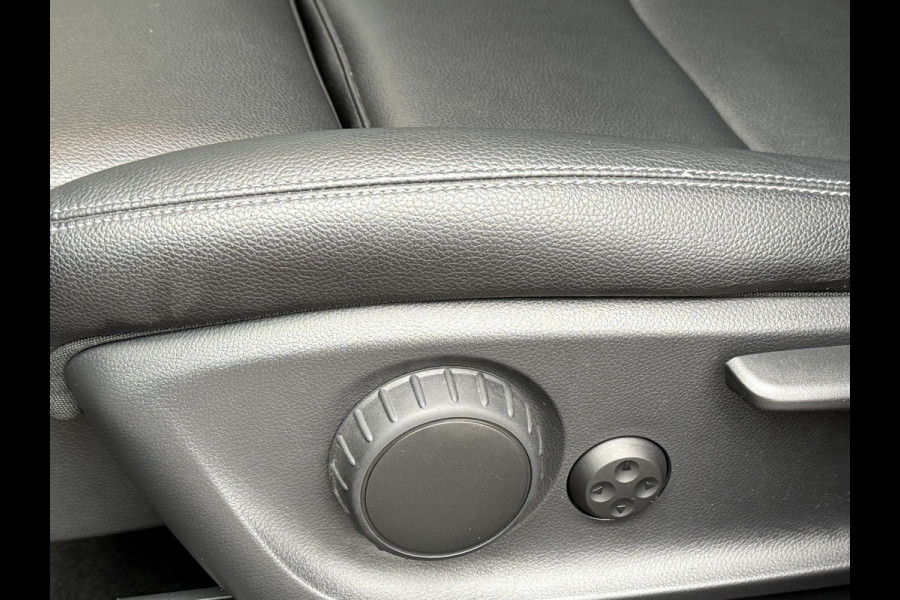 Mercedes-Benz B-Klasse BWJ 2018 | 200 Ambition 157PK AUTOMAAT | TREKHAAK | LEER | 2X PANO DAK | PDC 2X | NAVI | CLIMA | STOELVERW | CRUISE