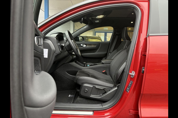 Volvo C40 Recharge Plus 69 kWh | Panoramadak | Adaptive cruise control | Stoel- & Stuurverwarming | Camera